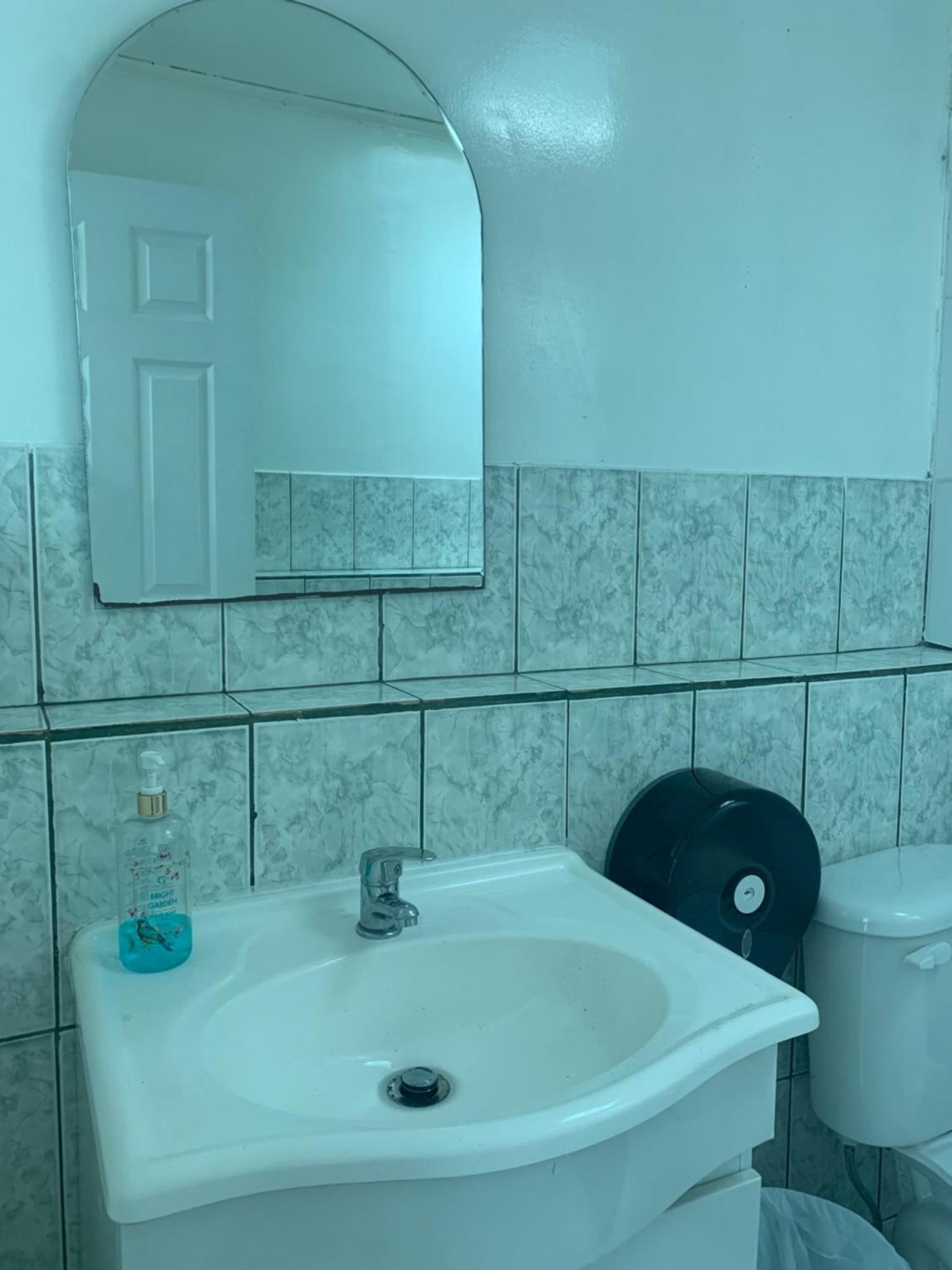 Hostal Iria アントファガスタ 部屋 写真